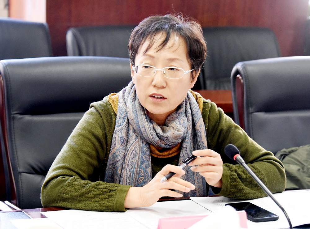 黑龙江中医药大学药学院副院长都晓伟教授发言